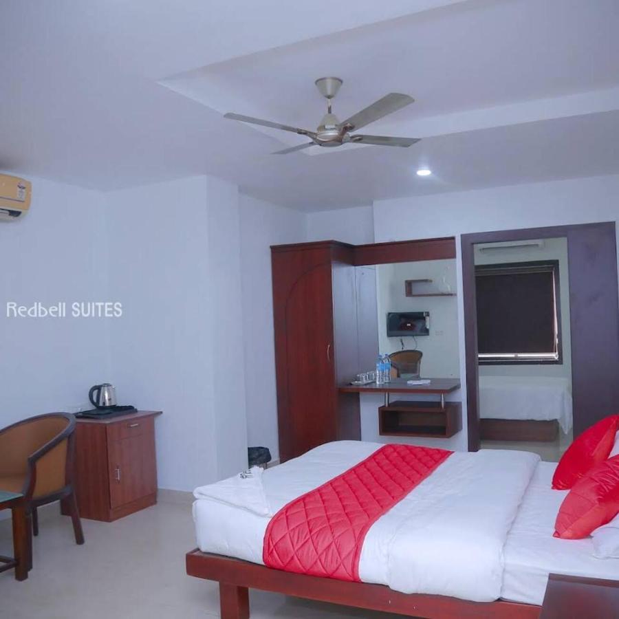 Redbell Suites Malapuram Malappuram Exterior foto